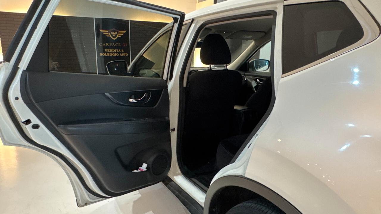 Nissan X-Trail 1.6 dCi 2WD Tekna - 2015