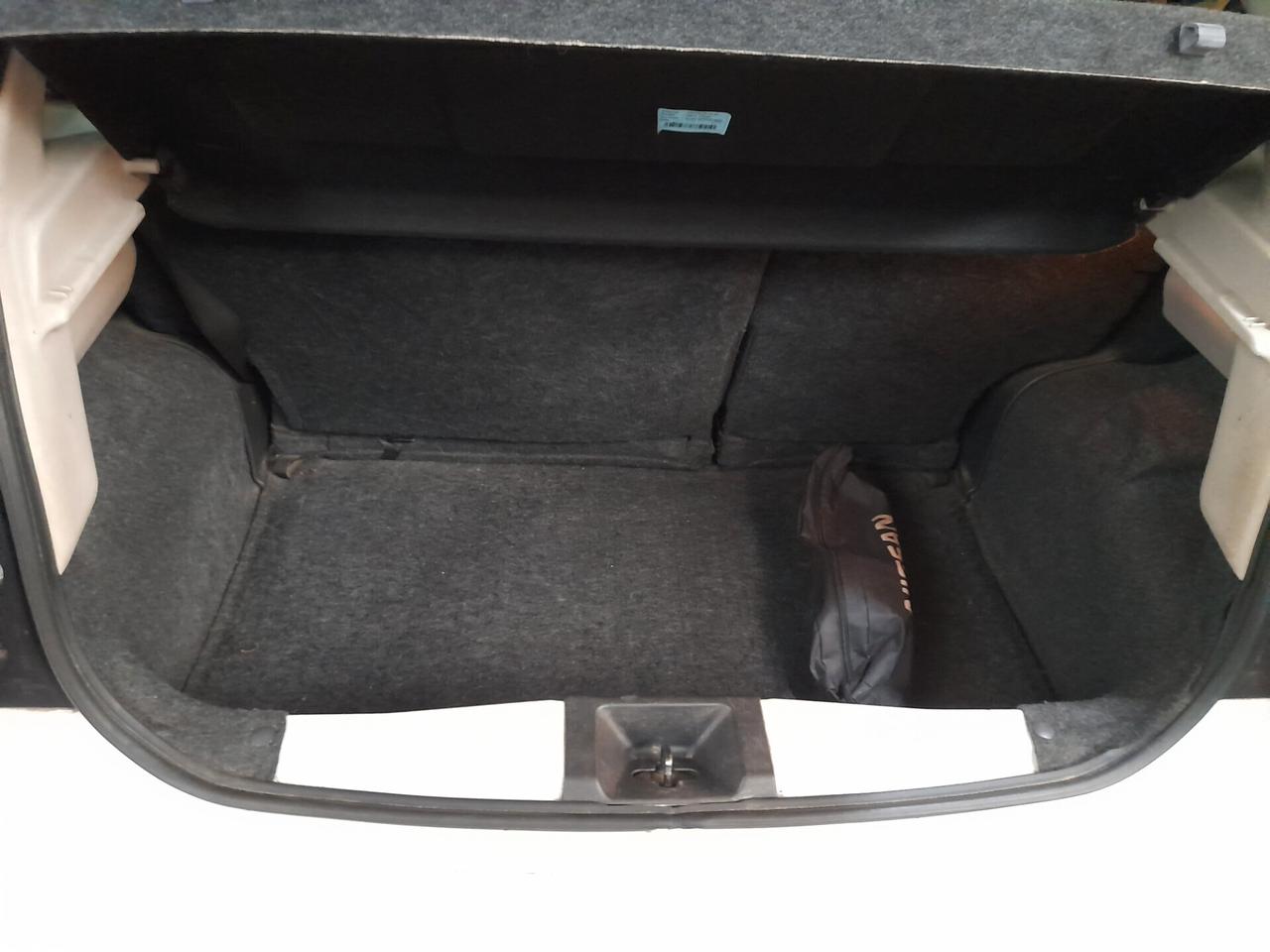 Nissan Micra 1.2 12V 5 porte Tekna