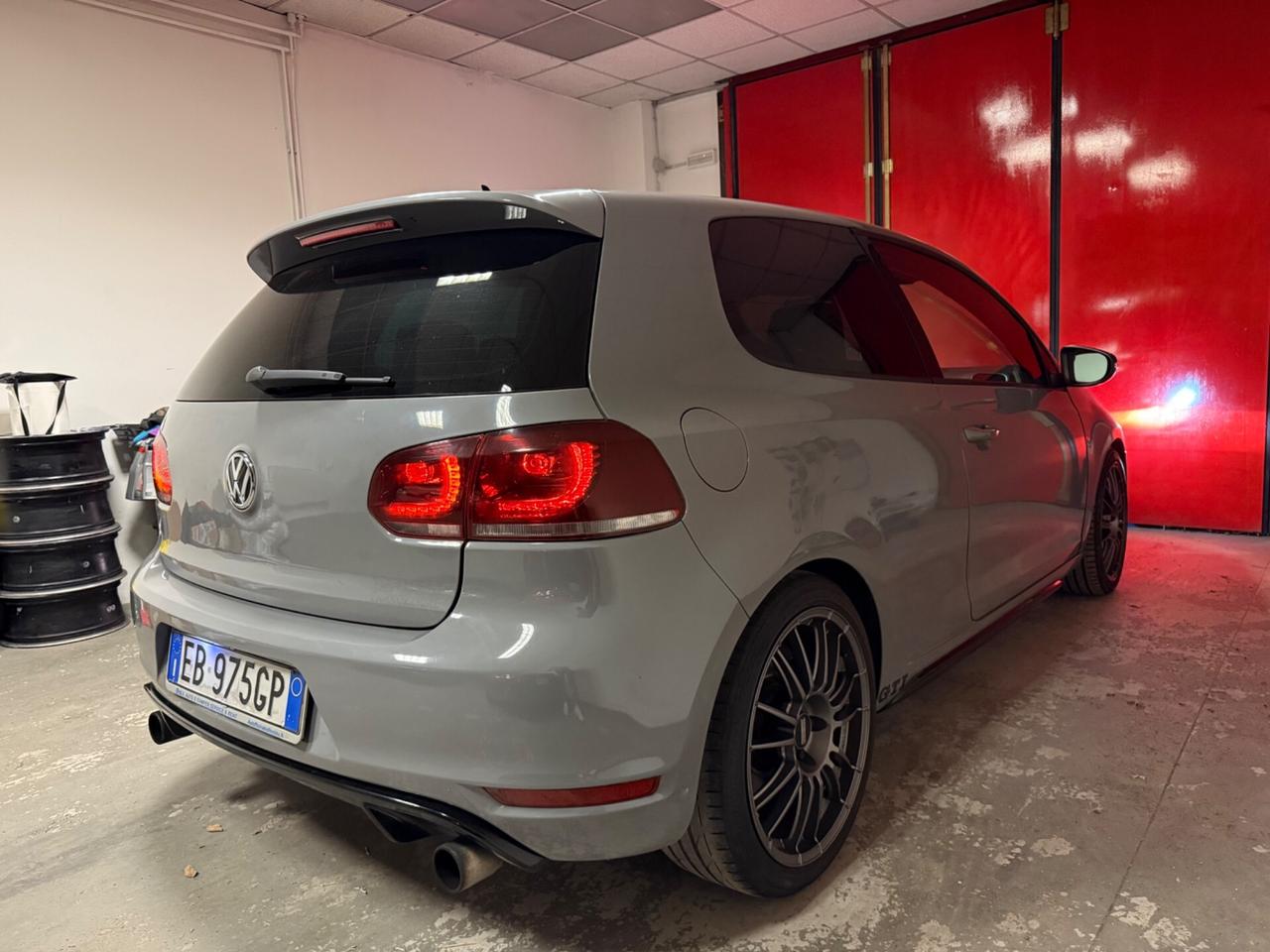 Volkswagen Golf GTI 2.0 TSI 3p.