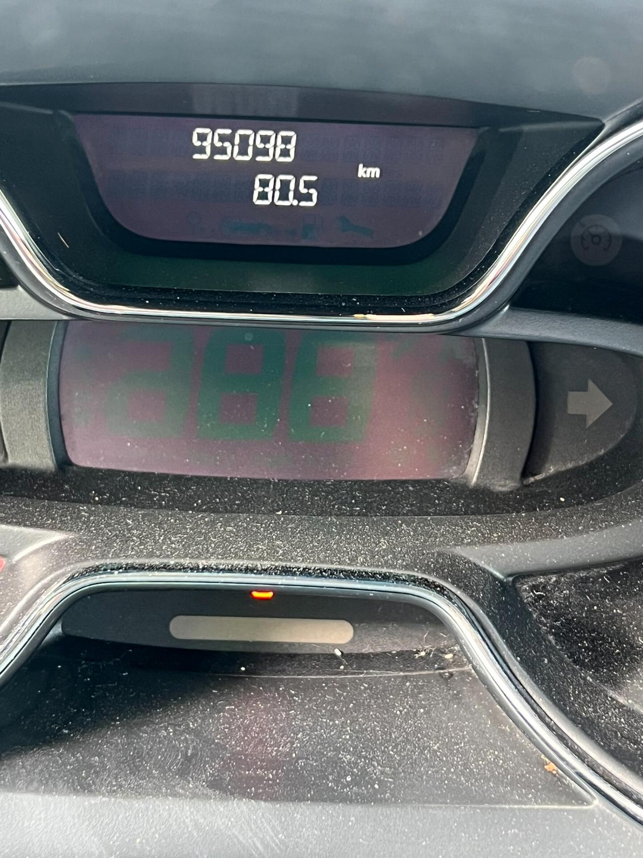 Renault Captur 1.5 dCi 95.000 KM