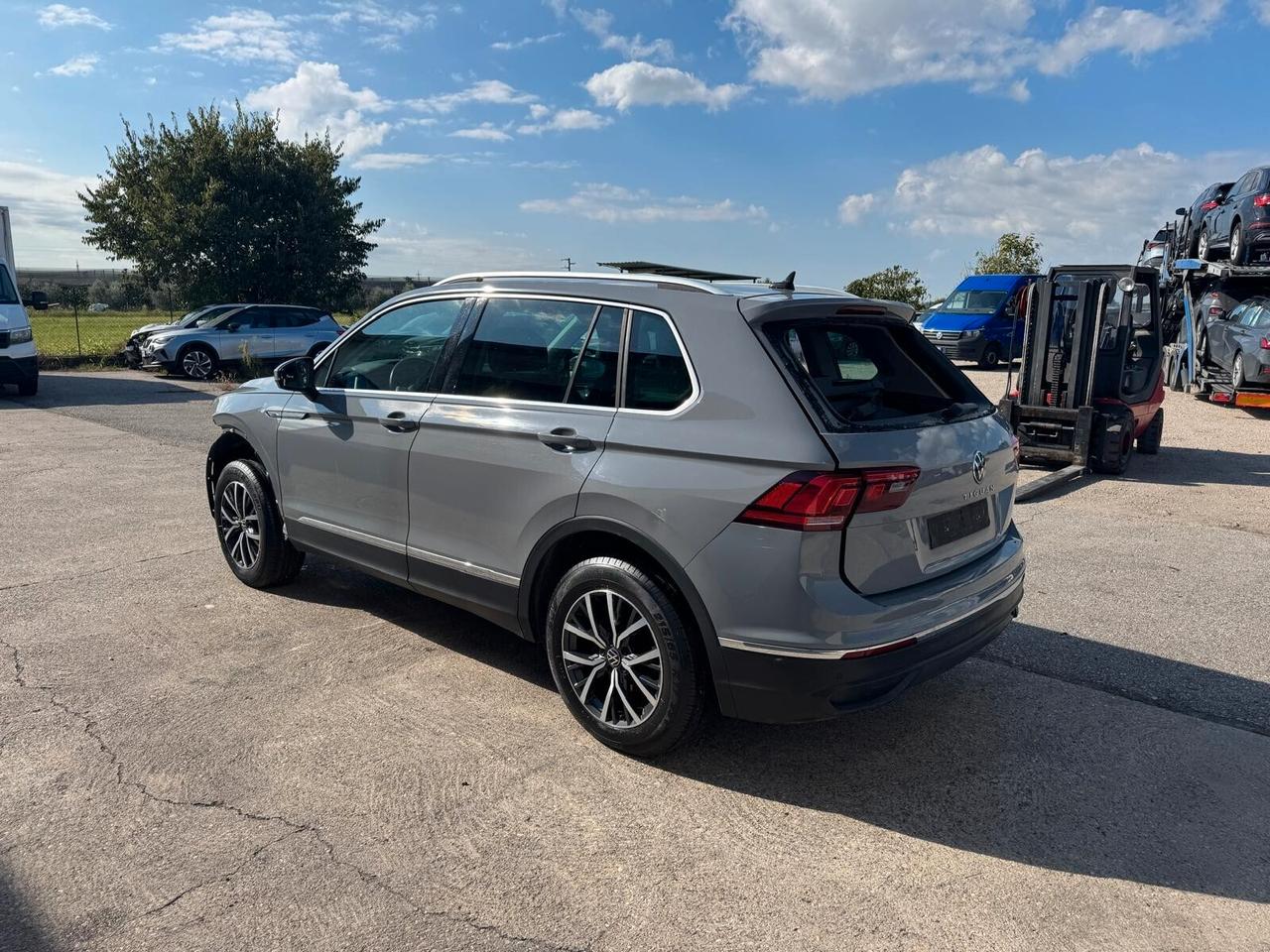 Volkswagen Tiguan 1.5 tsi 150cv NO ENGINE