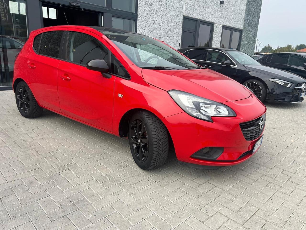 Opel Corsa 1.2 5 porte b-Color
