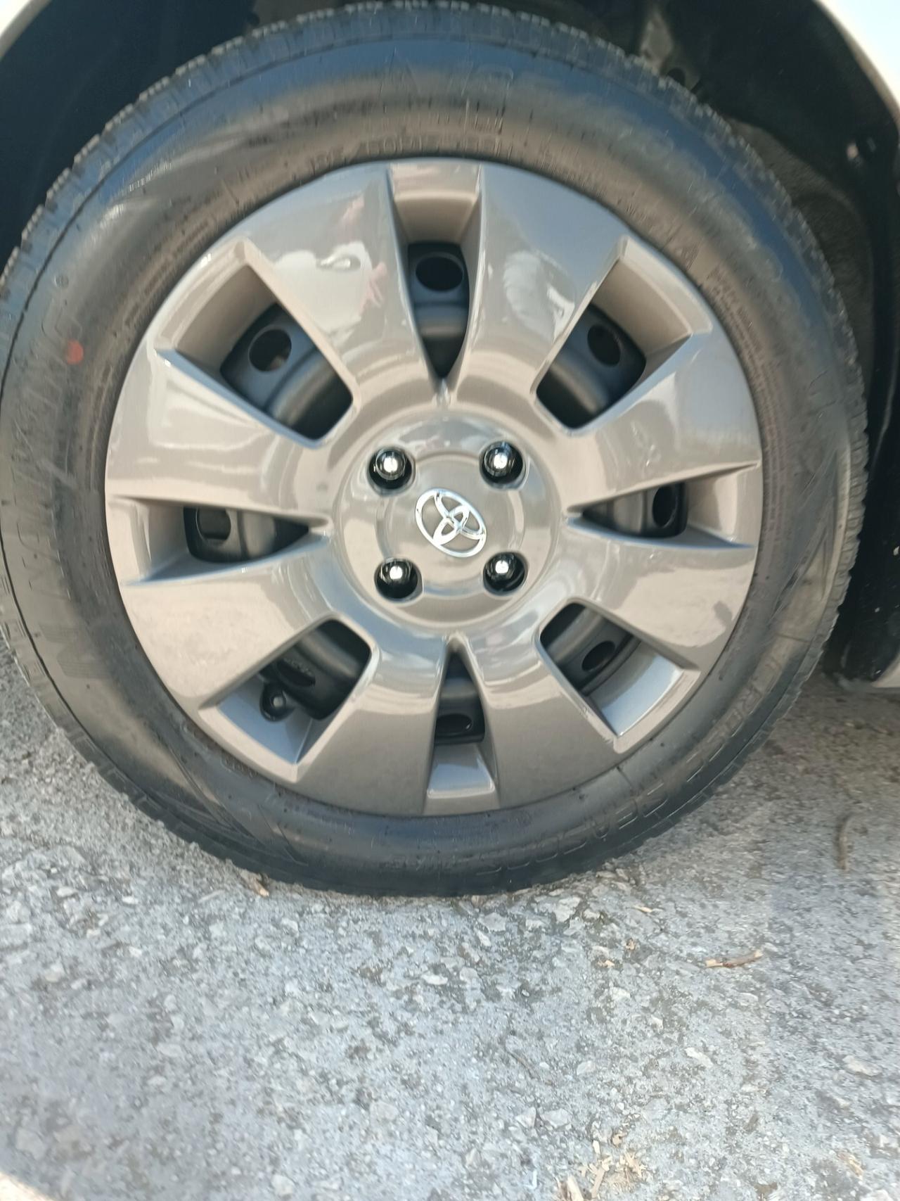 Toyota Yaris 1.4 D-4D 5 porte Sol