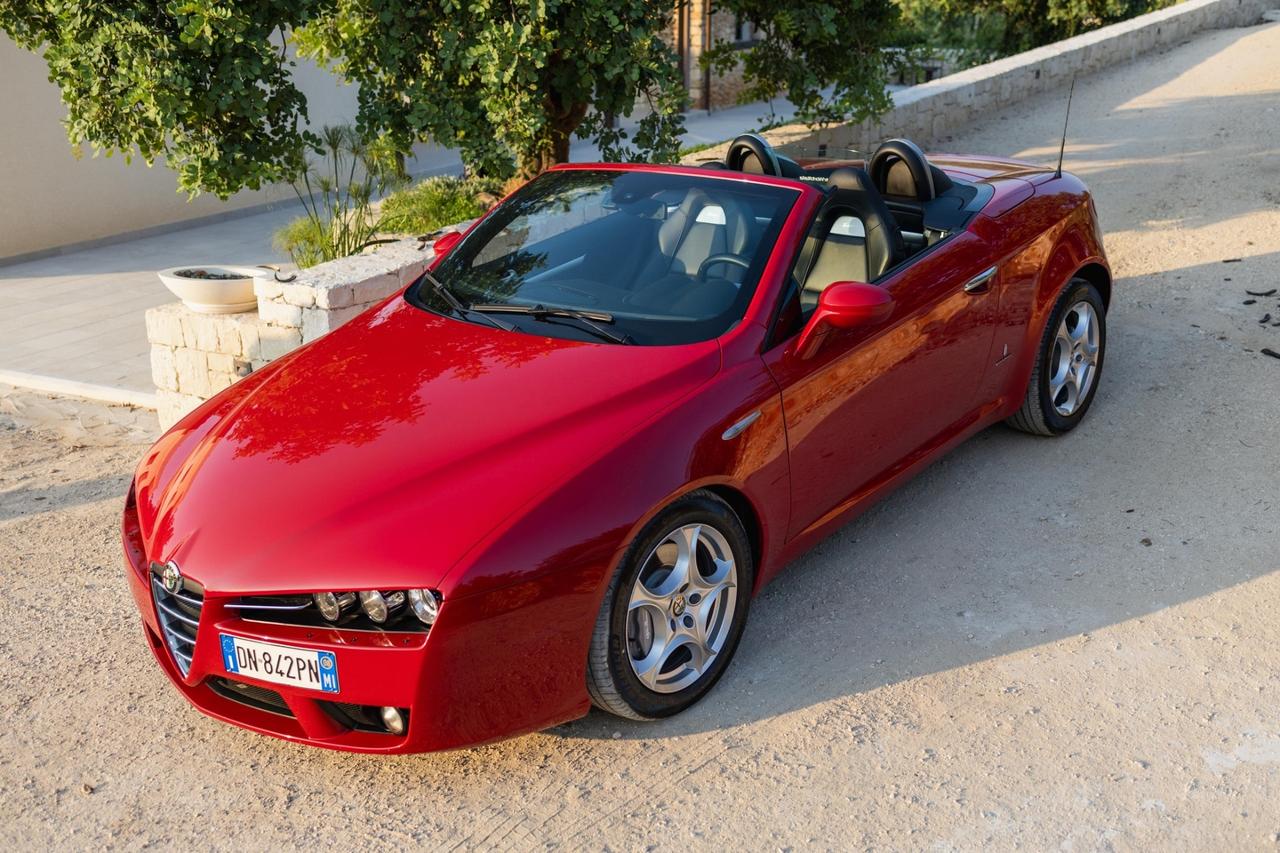 Alfa Romeo Brera Spider 3.2 V6 Q4 UNIPRO