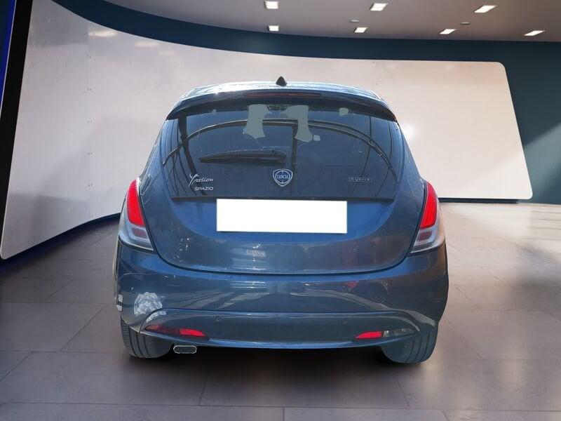 Lancia Ypsilon III 2021 1.0 firefly hybrid Gold Plus s&s 70cv
