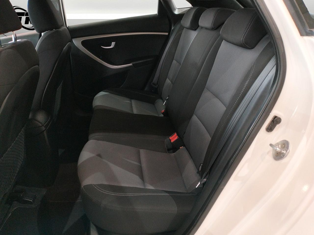 Hyundai i30 5p 1.6 crdi Comfort 128cv