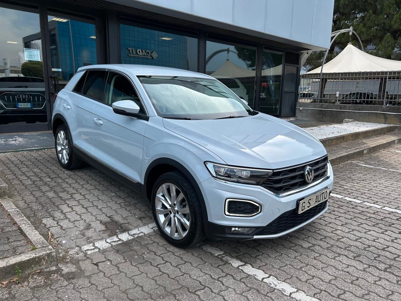 Volkswagen T-Roc 1.6 tdi Style OK NEOPATENTATI