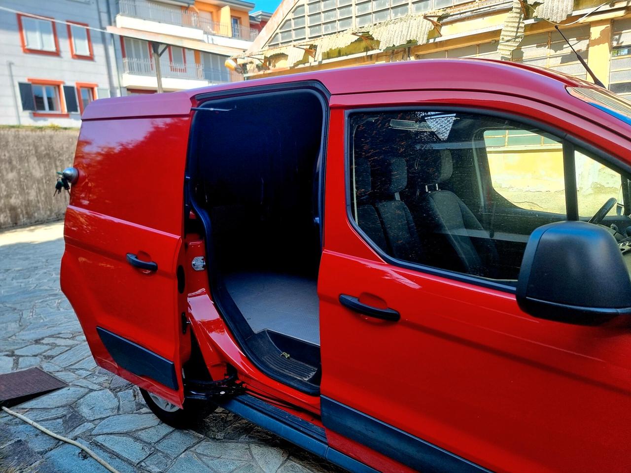 Ford Transit Connect 200 1.6 TDCi Testata da fare
