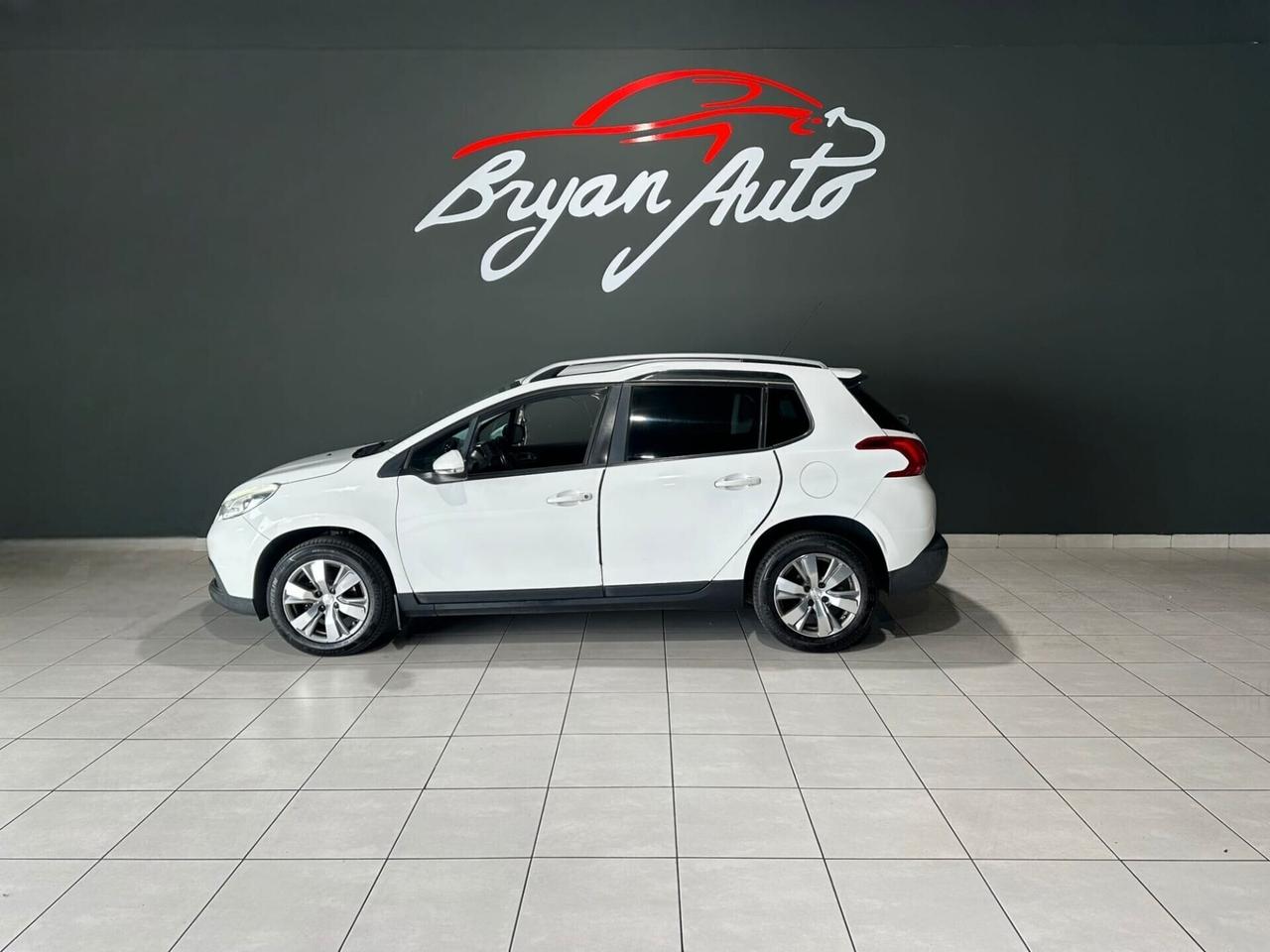 Peugeot 2008 1.6 HDi 92 CV Urban Cross