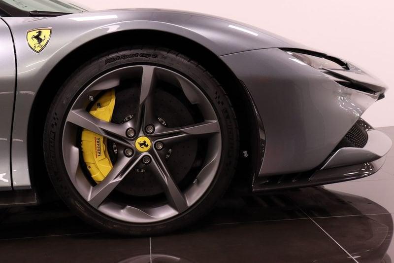 Ferrari SF90 Stradale SF90 Spider Assetto Fiorano *NUOVA*CARBON*