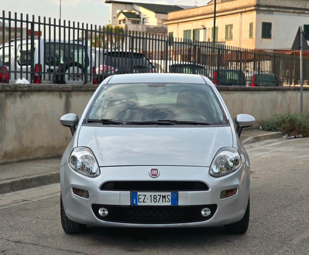 FIAT PUNTO STREET 1.3 M-JET 2016 CON 126.000KM