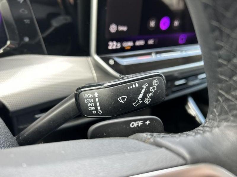 Volkswagen Golf 2.0 TDI 150cv DSG Style PARI AL NUOVO!!