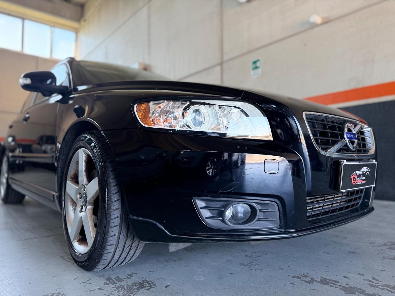 Volvo V50 D2 POLAR NEOPATENTATI