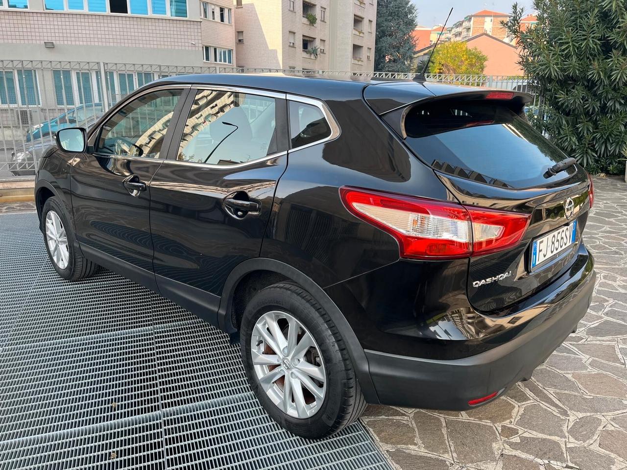 Nissan Qashqai 1.2 Acenta cambio automatico imm. 2017