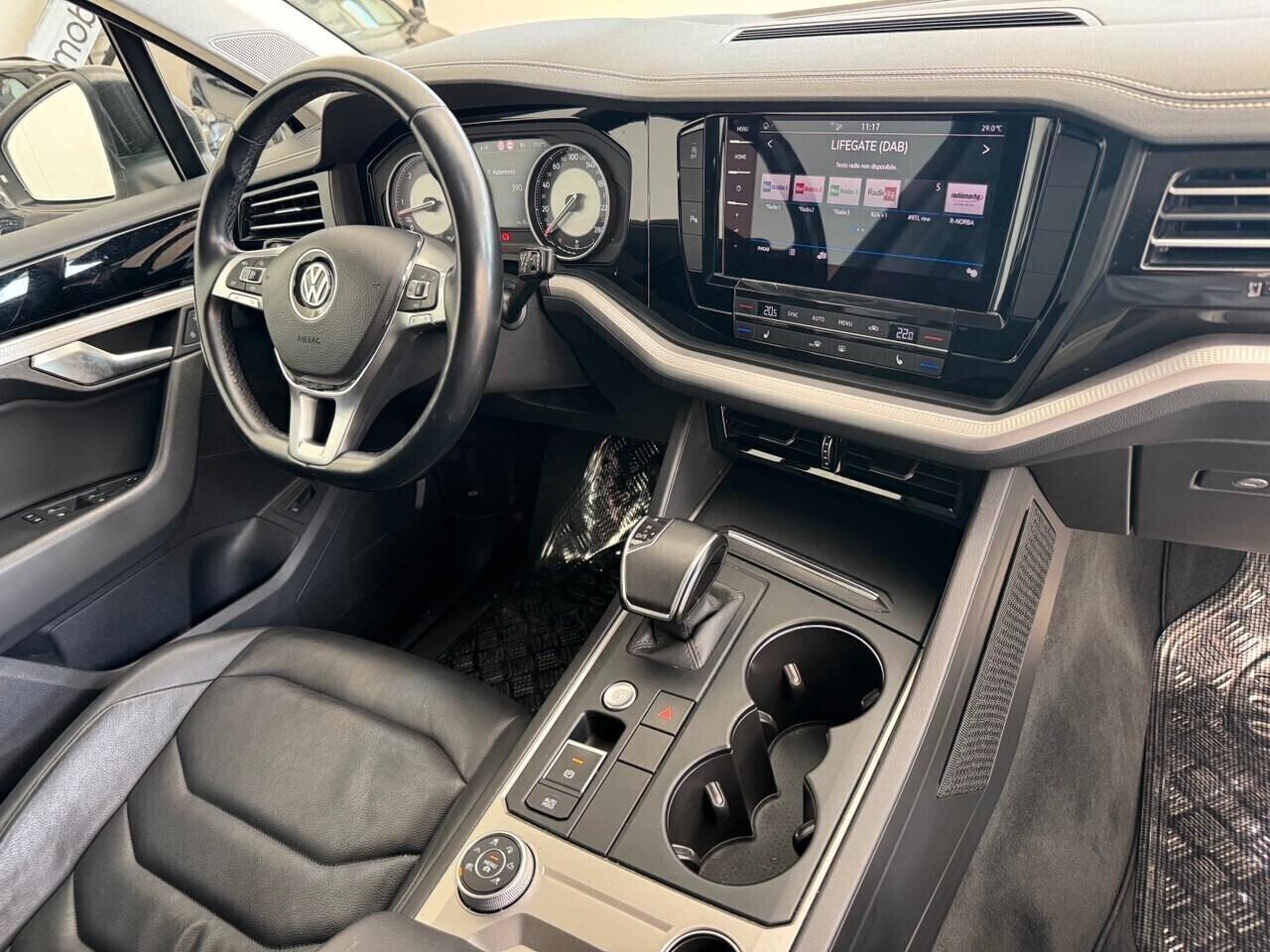 Volkswagen Touareg 3.0 V6 TDI SCR Black Style