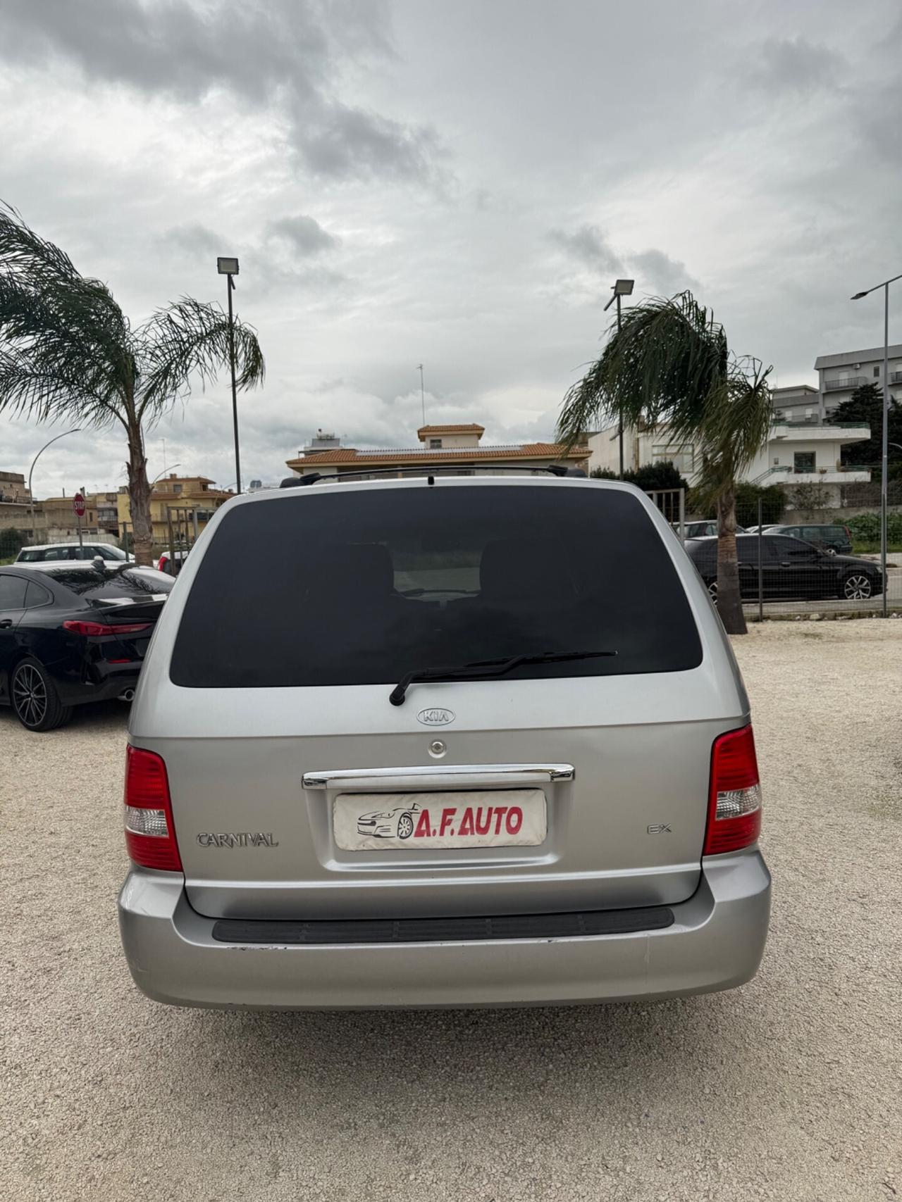 Kia Carnival 2.9 16V CRDi cat EX Comfort