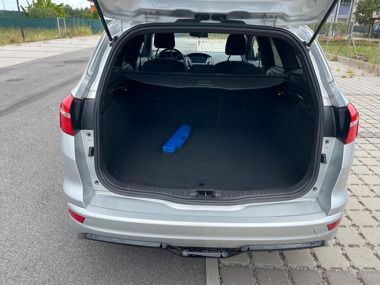 Ford Focus 1.5 TDCi 120 CV SW - Neopatentati