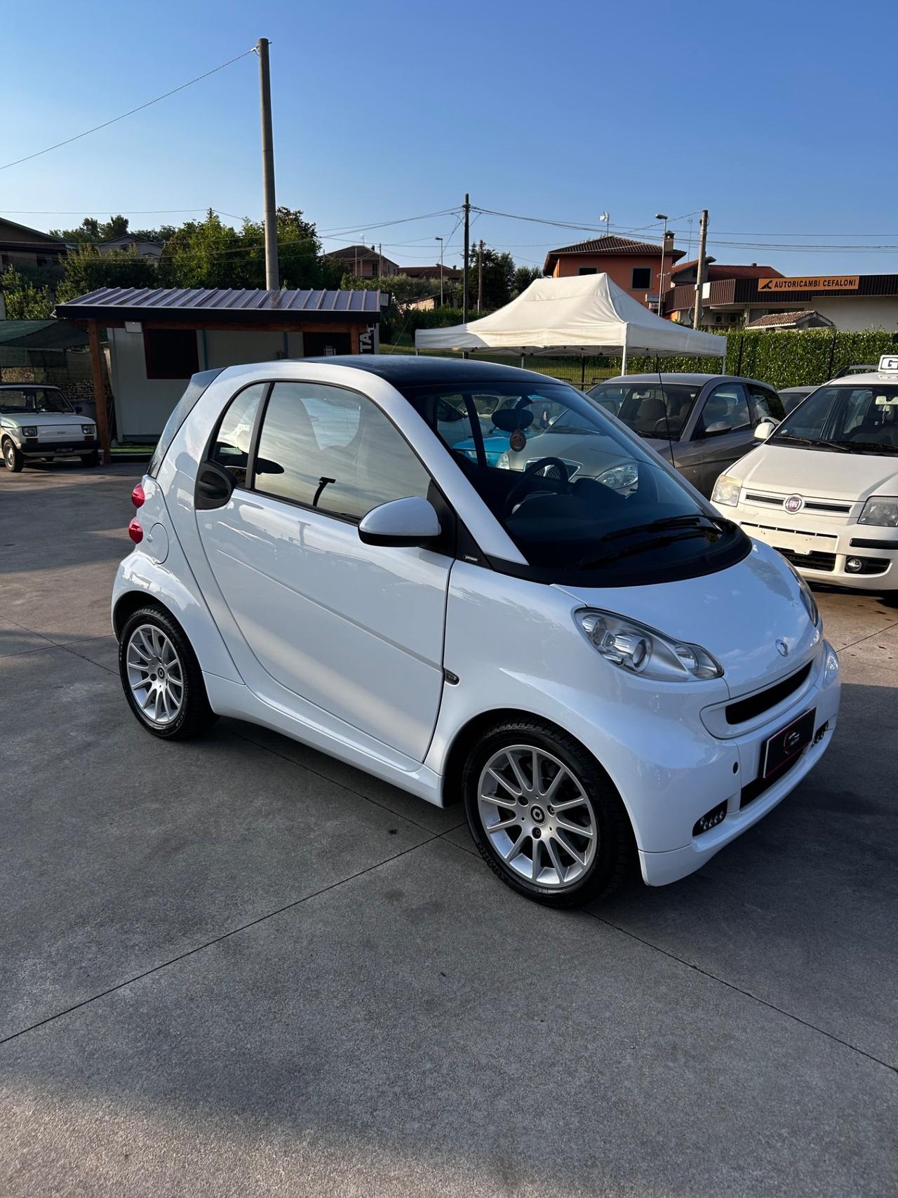 Smart ForTwo 800 40 kW coupé passion cdi