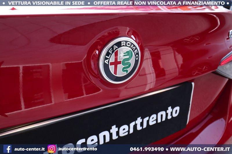 Alfa Romeo Giulia 2.0T 280cv AT8 Q4 COMPETIZIONE
