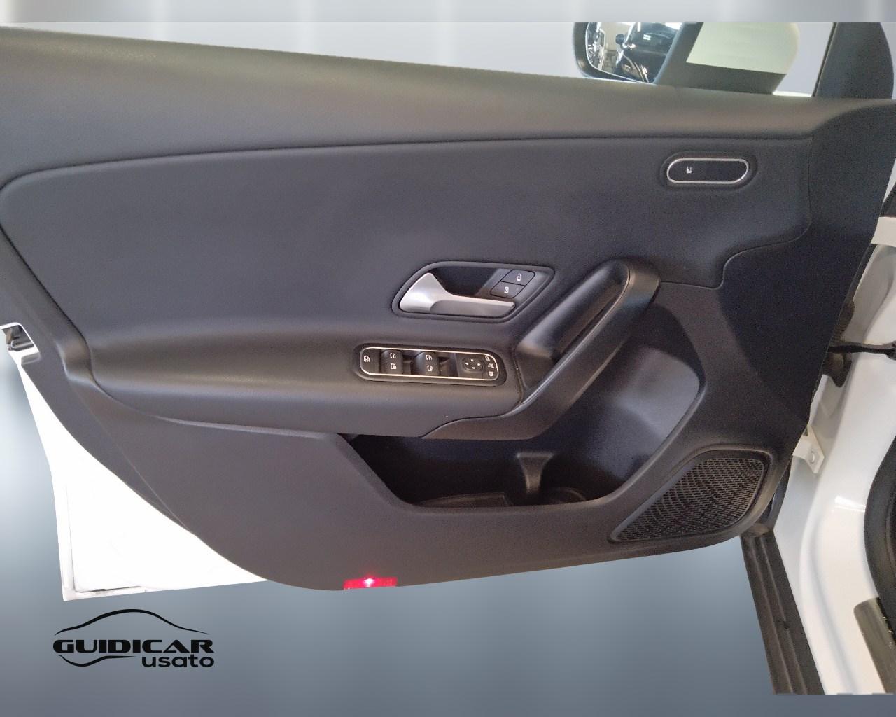 Mercedes-Benz Classe A - W177 2023 - A 180 d Advanced auto