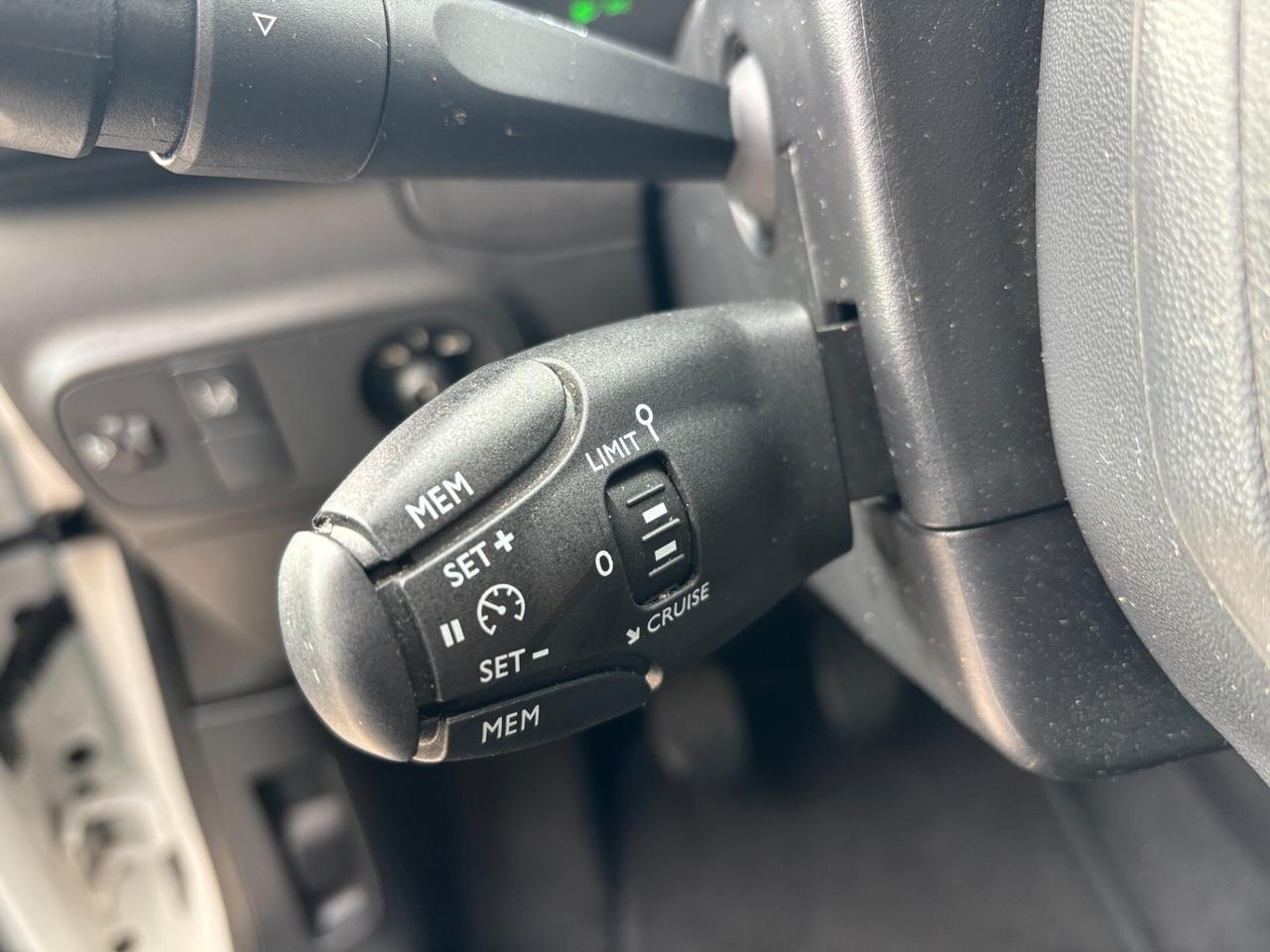 Citroen C3 BlueHDi 100 S&S Feel Pack - 03/2022