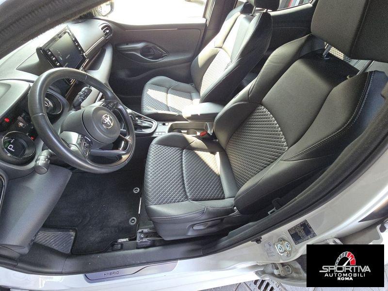 Toyota Yaris HYBRID FULL OPTIONAL!