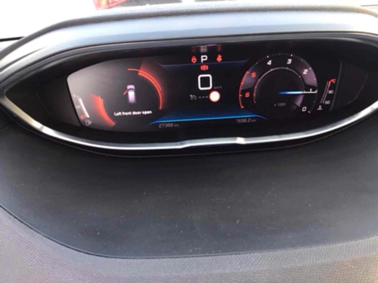 Peugeot 3008 BlueHDi 130 S&S EAT8 Allure Pack