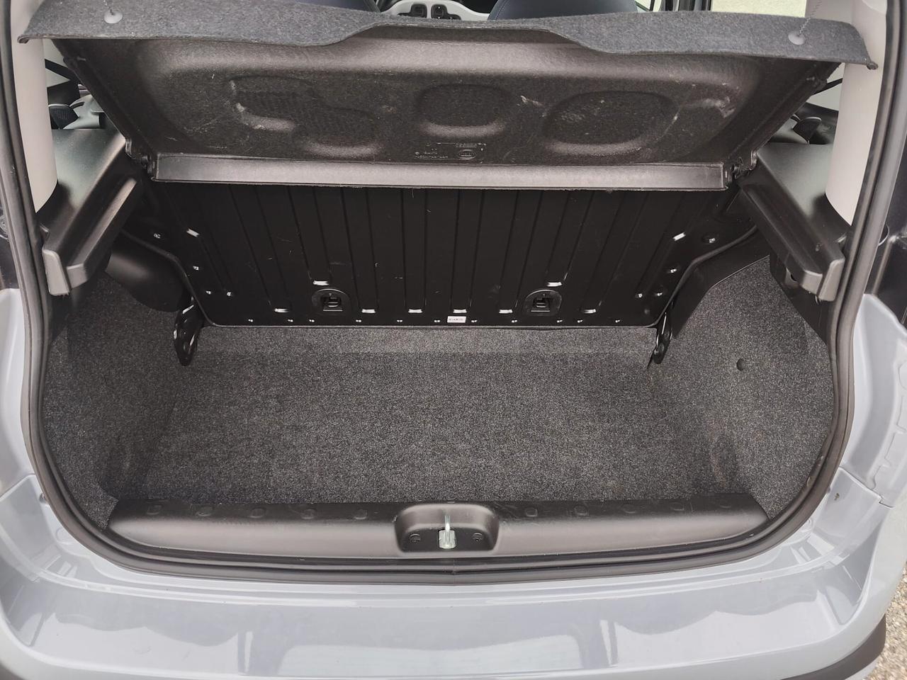 Fiat Panda 1.0 FireFly S&S Hybrid City Cross