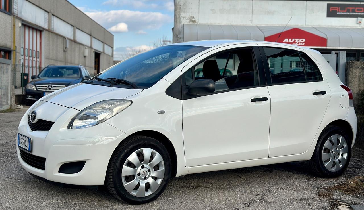 TOYOTA YARIS 1.0 5 porte 2011 - OK NEO PATENTATI