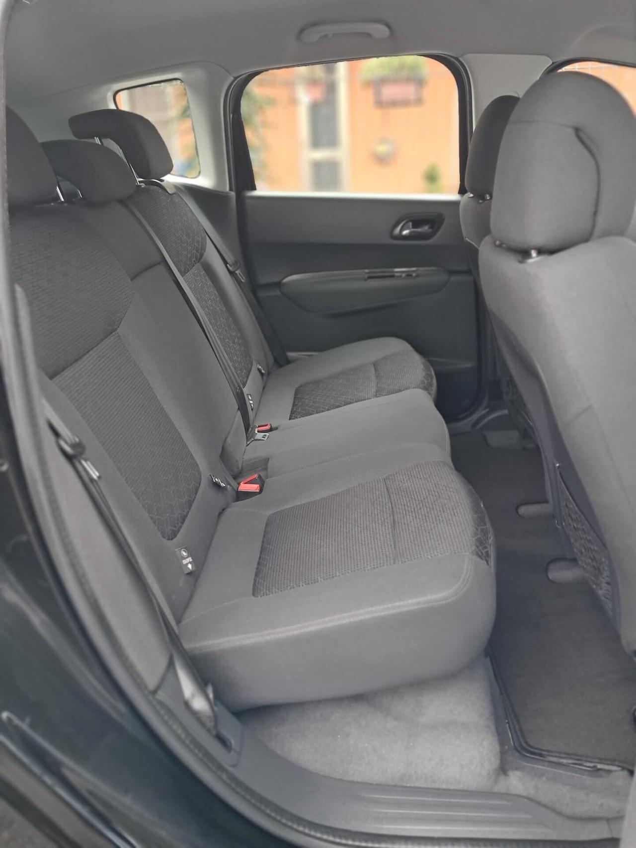 Peugeot 3008 BlueHDi 120 S&S Business