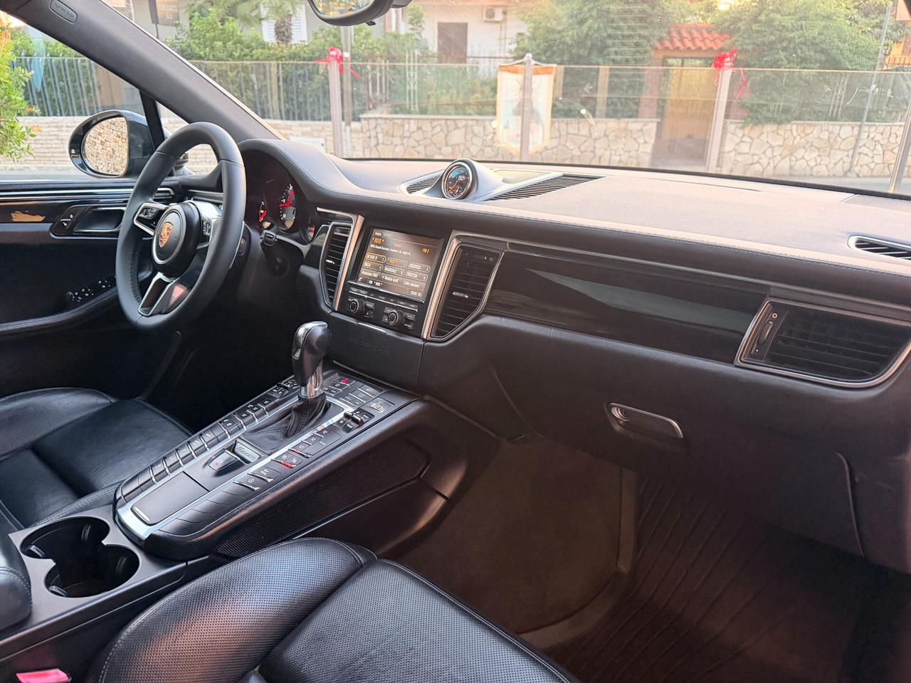 Porsche Macan 3.0 S -Tetto-Pasm-Full-Total BLACK