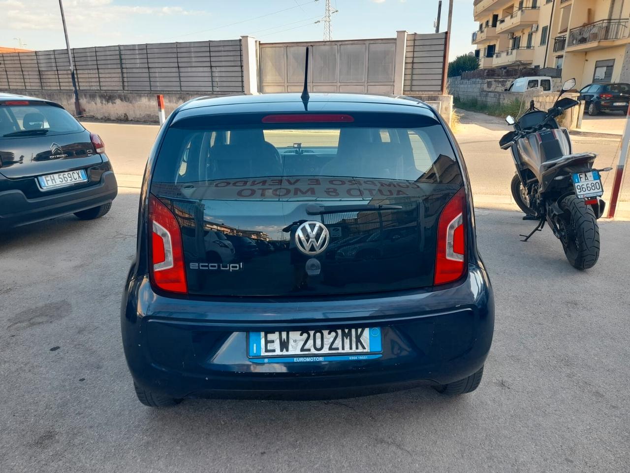 Volkswagen up! 1.0cc metano 12 mesi garanzia-2014