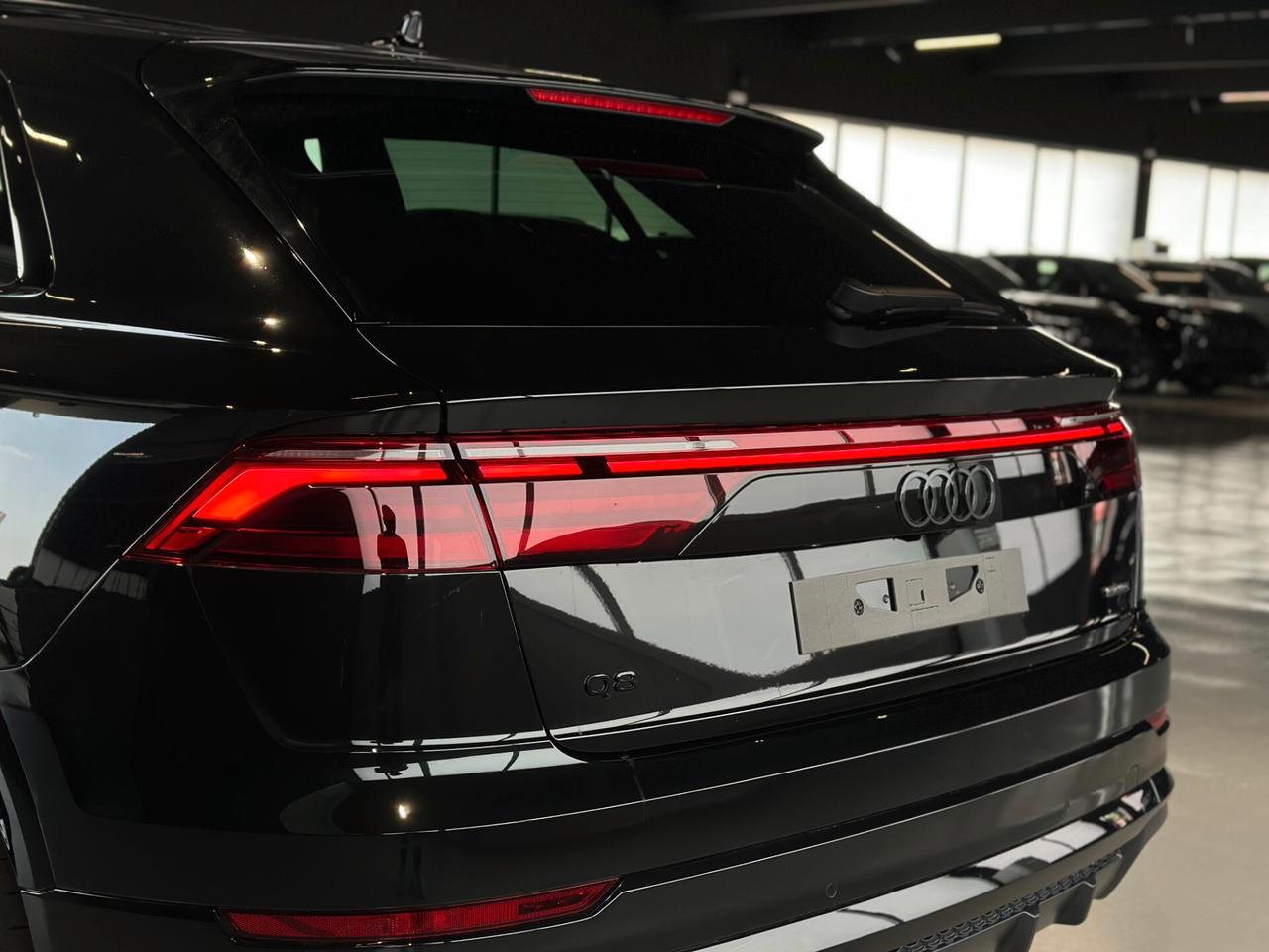 Audi Q8 SUV TDI quattro 210 kW tiptronic S line edition