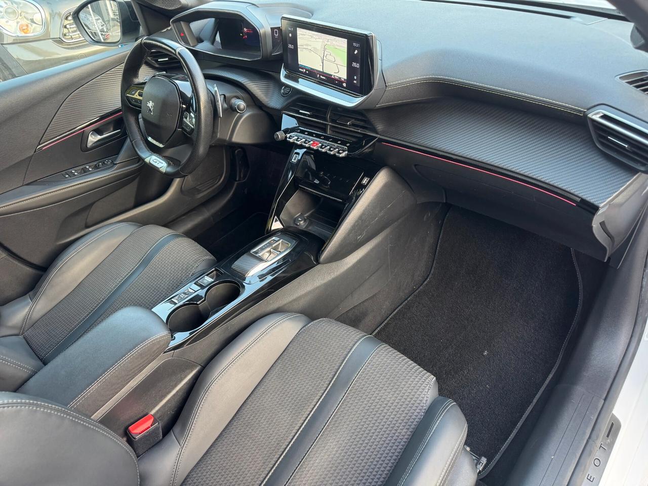 Peugeot 208 1.2 130CV Stop&Start EAT8 GT