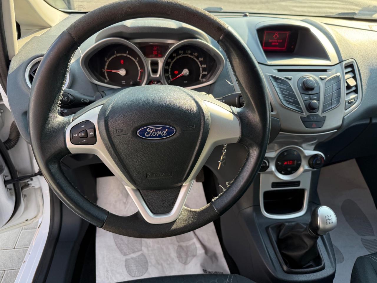 Ford Fiesta 1.4 5 porte Bz.- GPL Titanium