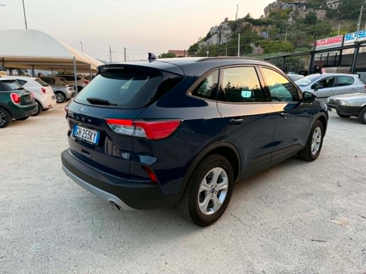 Ford Kuga 1.5 EcoBlue 120 CV 2WD Connect
