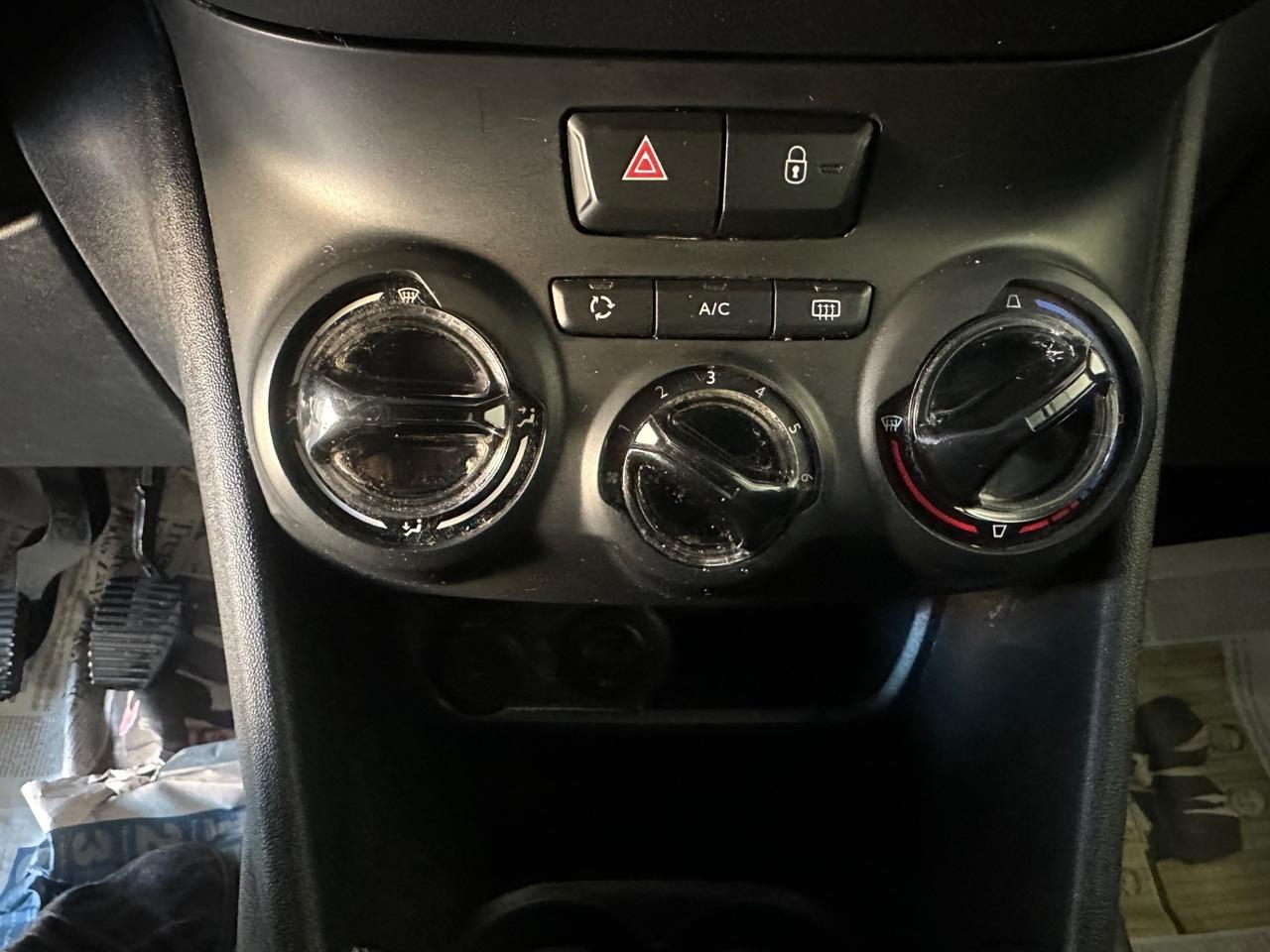 Peugeot 208 PureTech 82 5p. GPL Allure