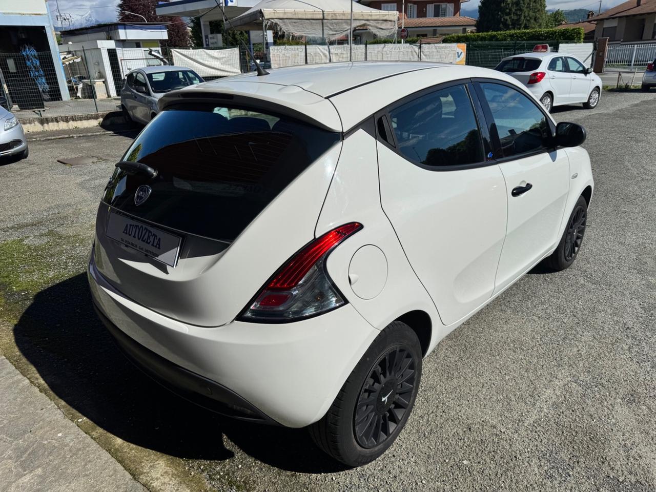 Lancia Ypsilon 1.2 GPL Elefantino Blu