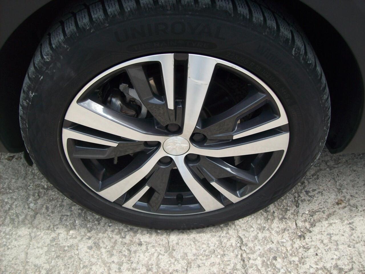 PEUGEOT 3008 1.5 BlueHDI CV.130 S&S ALLURE Pack "2022
