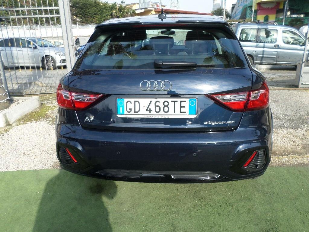Audi A1 citycarver 30 TFSI S tronic Identity Contrast