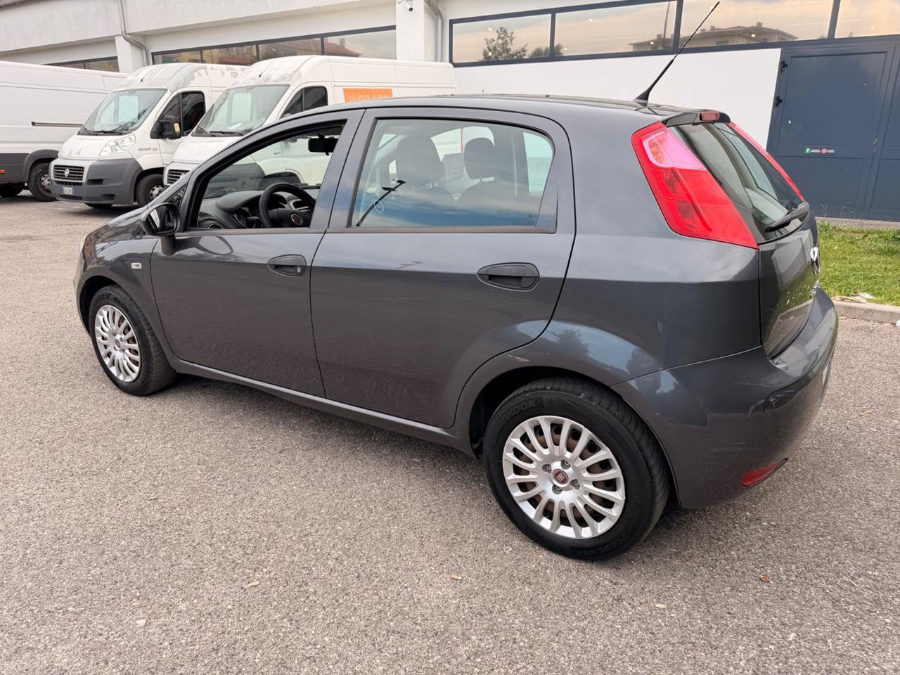 Fiat Punto 1.4GPL EURO6 2016 neopatentati 2500€