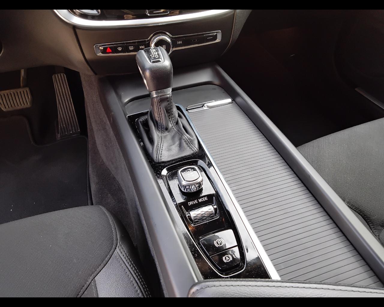 VOLVO V60 II 2019 - V60 2.0 d3 Business Plus geartronic my20