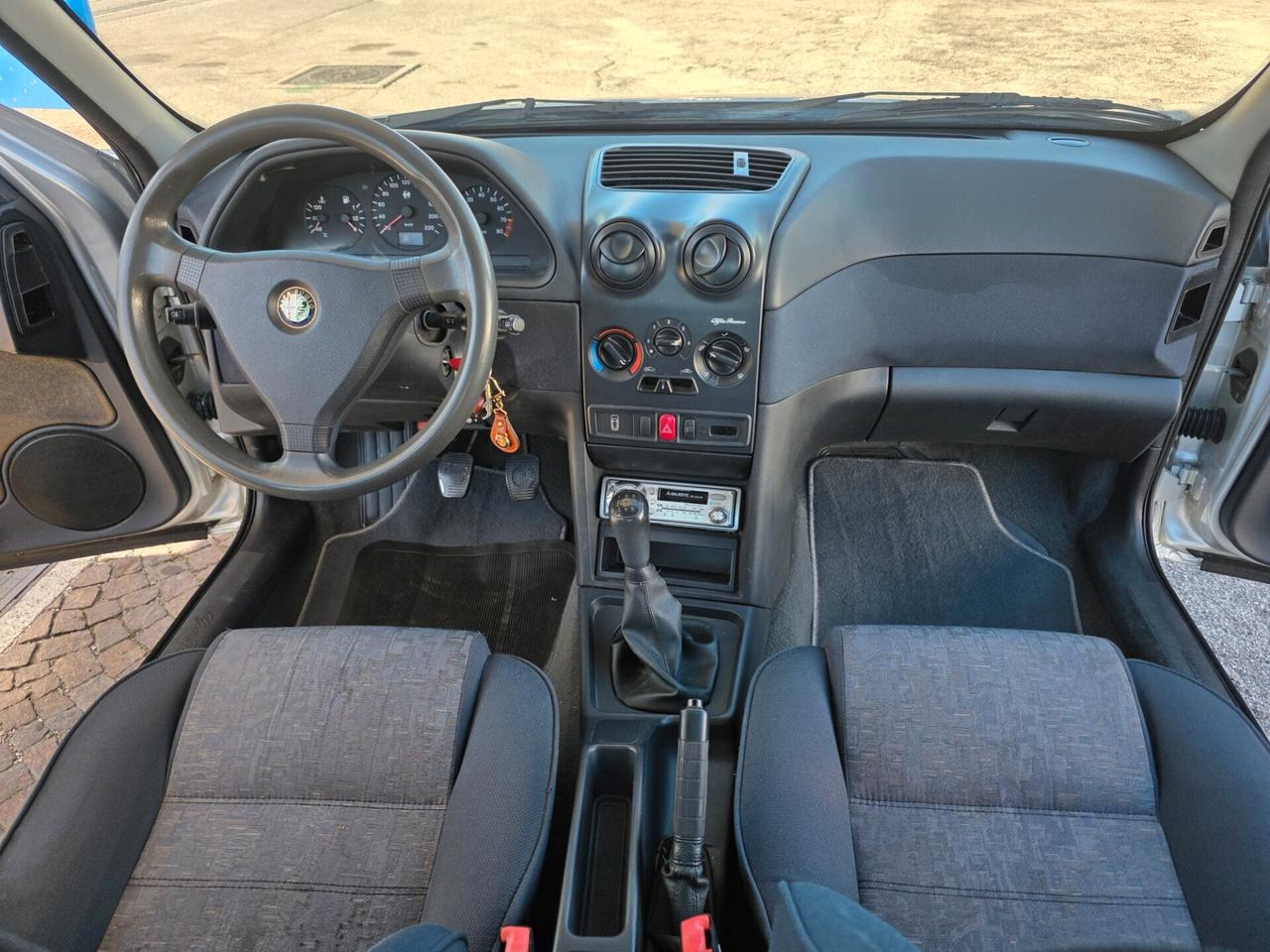Alfa Romeo 146 1.4i 16V 103cv Twin Spark cat con 138.000km