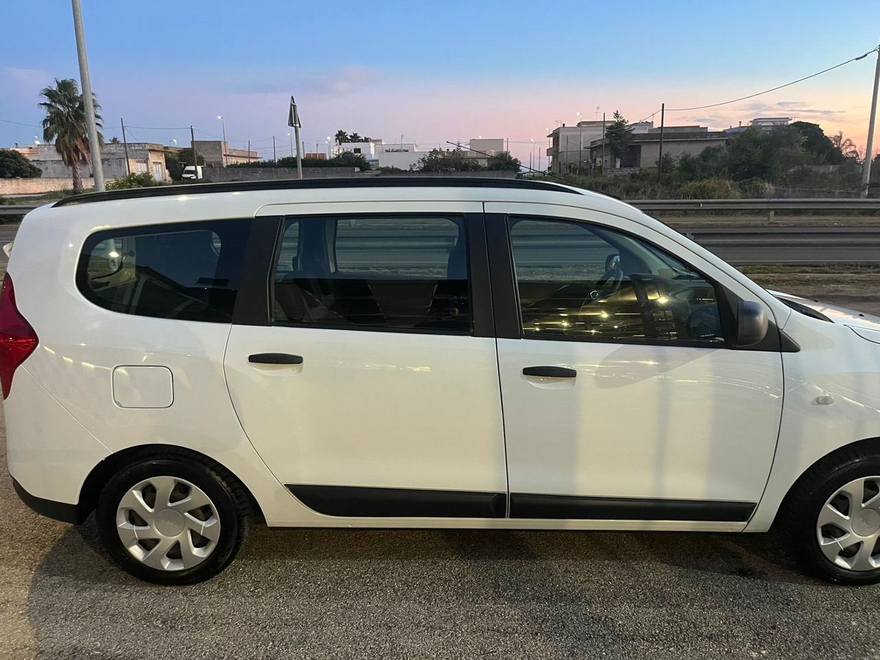 Dacia Lodgy 1.6 GPL 7 posti Comfort Unipro 2018