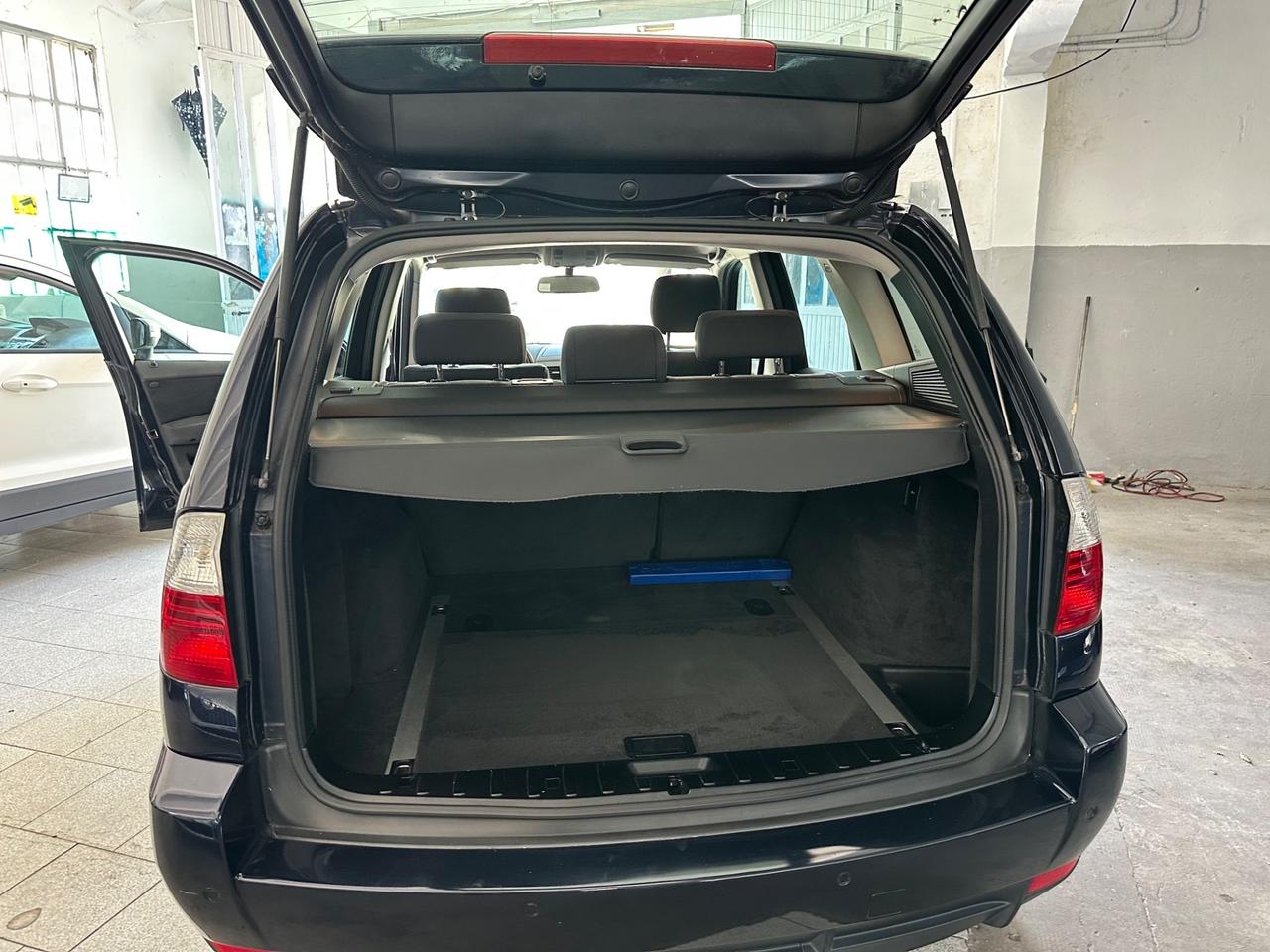 Bmw X3 2.0d cat Futura