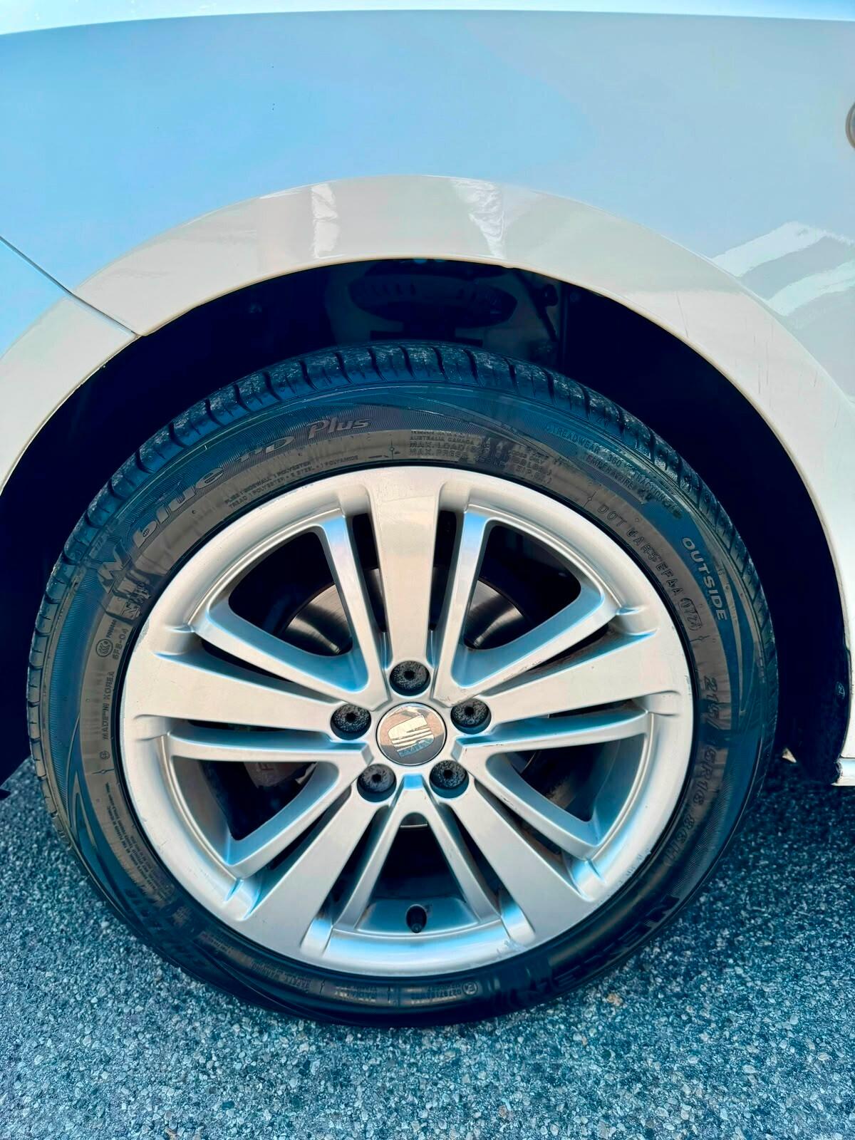 SEAT IBIZA 1.2 BENZINA - NEOPATENTE