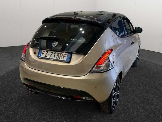 Lancia Ypsilon 1.2 Gold 69cv *NEOPATENTATI*