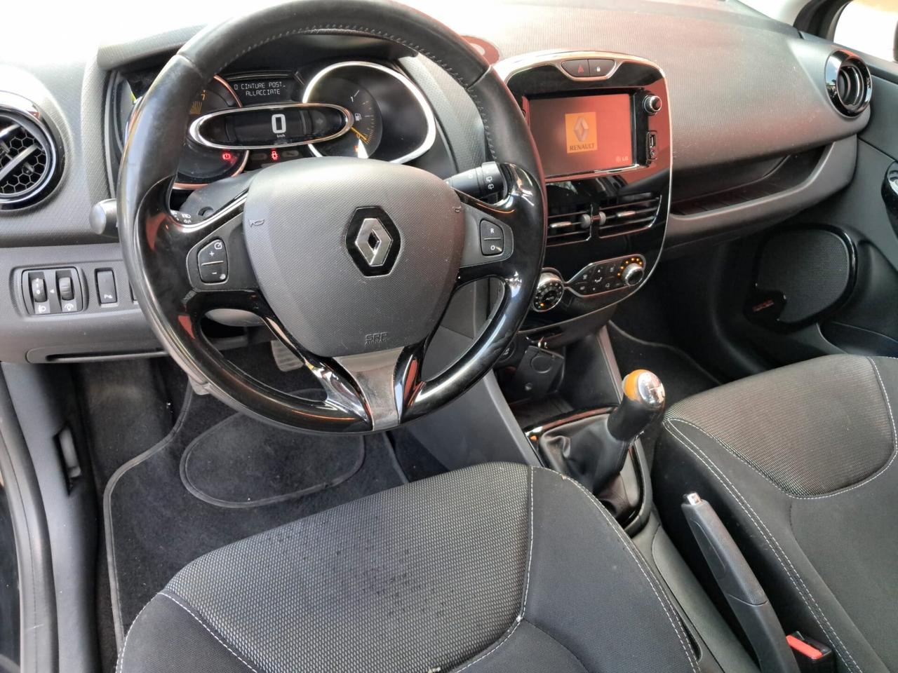 Renault Clio Sporter 1.2 75CV Live 90000 km