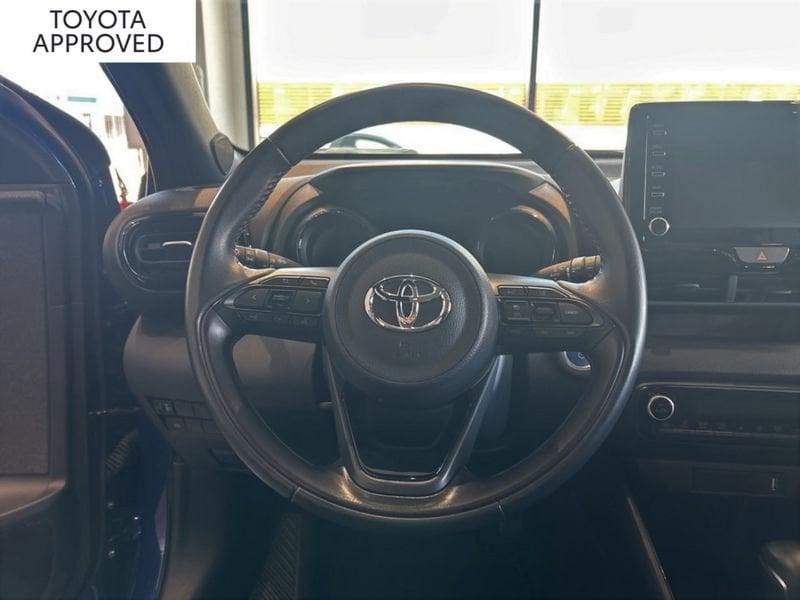 Toyota Yaris 1.5 HYBRID LOUNGE