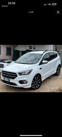 Ford Kuga 1.5 TDCI 120 CV S&S 2WD Powershift Titanium